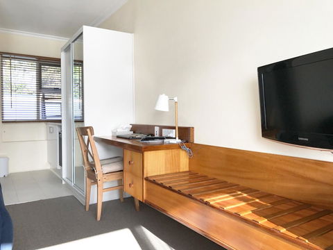 The Waterfront Wynyard - Kingaroy Accommodation 26