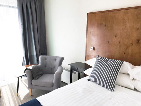 The Waterfront Wynyard - Kingaroy Accommodation 25