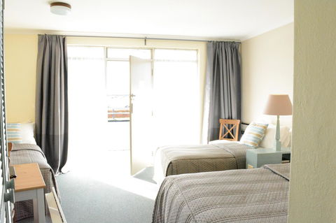 The Waterfront Wynyard - Kingaroy Accommodation 37