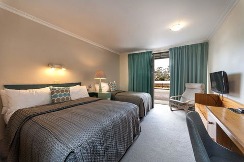 The Waterfront Wynyard - Kingaroy Accommodation 31
