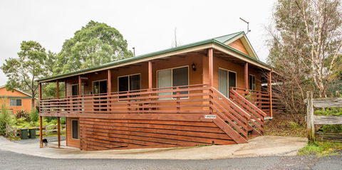 Driftwood Strahan Villas - Kingaroy Accommodation 4