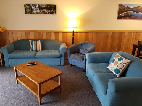 Driftwood Strahan Villas - Kingaroy Accommodation 10