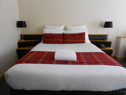 Commodore Regent - Kingaroy Accommodation 2