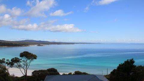 SEA EAGLE COTTAGE Amazing Views Of Bay Of Fires - Kingaroy Accommodation 26