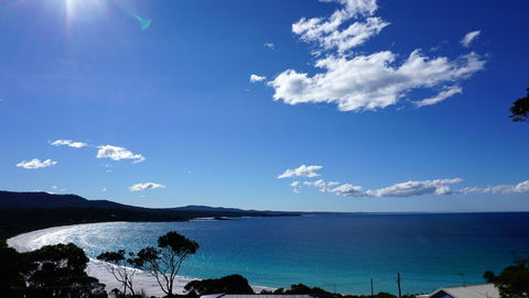 SEA EAGLE COTTAGE Amazing Views Of Bay Of Fires - Kingaroy Accommodation 18