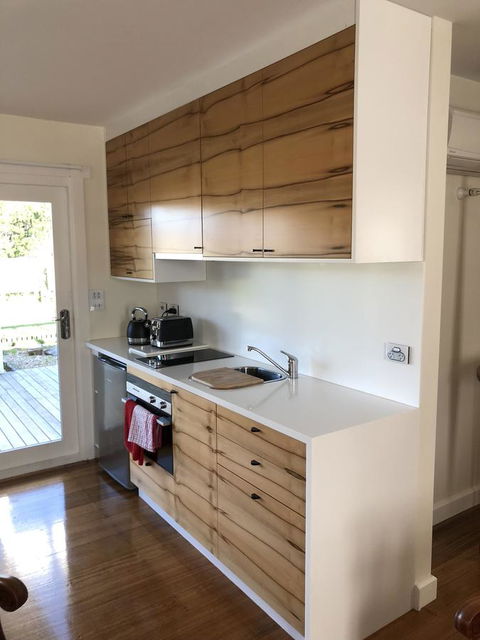 Richmond Bridge Accommodation â€œTwo The Bridgeâ€ - Kingaroy Accommodation 4
