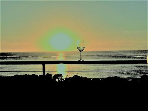 Cocktails With A View - Kingaroy Accommodation 20