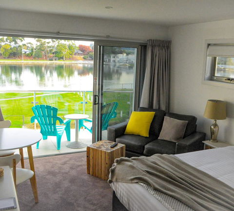 Ulverstone River Edge HolidayApartments - Kingaroy Accommodation 5
