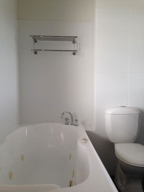 Auldington Hotel - Kingaroy Accommodation 44