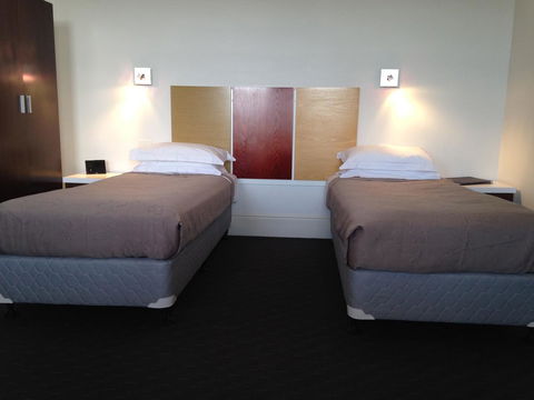 Auldington Hotel - Kingaroy Accommodation 22