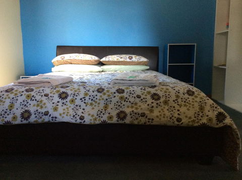 Our Cottage - Kingaroy Accommodation 4