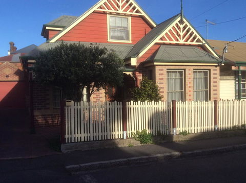 City Townhouse Walking Distance To City - Kingaroy Accommodation 0