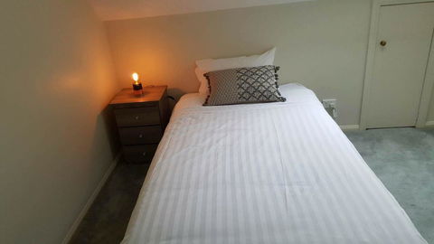 City Townhouse Walking Distance To City - Kingaroy Accommodation 7