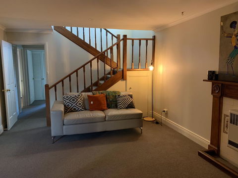 City Townhouse Walking Distance To City - Kingaroy Accommodation 1