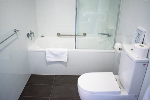 Tamar House - Kingaroy Accommodation 11