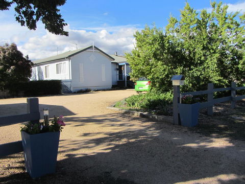 Elm Trees Accommodation @ Ross - Kingaroy Accommodation 1