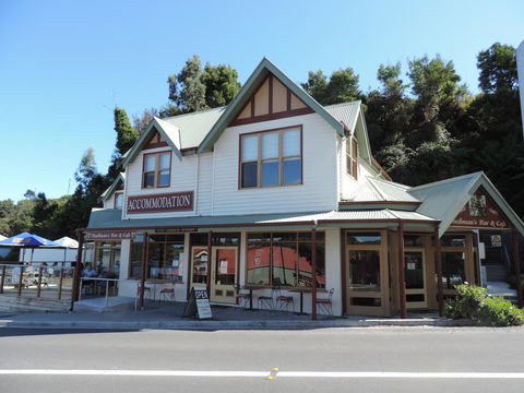 Bushman's Cafe - Kingaroy Accommodation 9