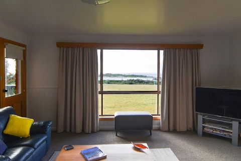 Beach Break Bicheno - Kingaroy Accommodation 10