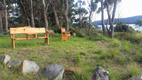 Four Seasons Waterfront Villas - Kingaroy Accommodation 8