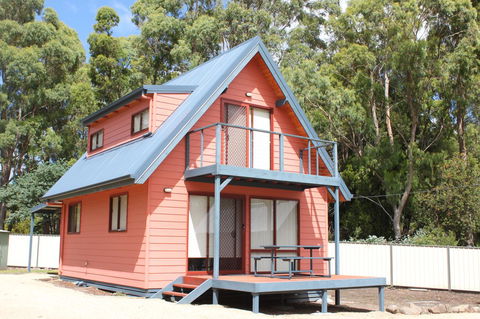 Four Seasons Waterfront Villas - Kingaroy Accommodation 20
