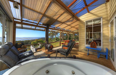 Island View Spa Cottage - Kingaroy Accommodation 8