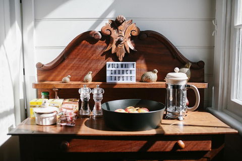 Old White Church Bed & Breakfast - Kingaroy Accommodation 11