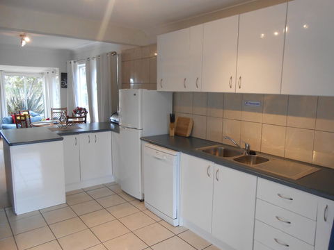 Bruny Ocean Cottage - Kingaroy Accommodation 5
