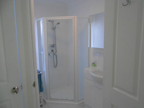 Bruny Ocean Cottage - Kingaroy Accommodation 1