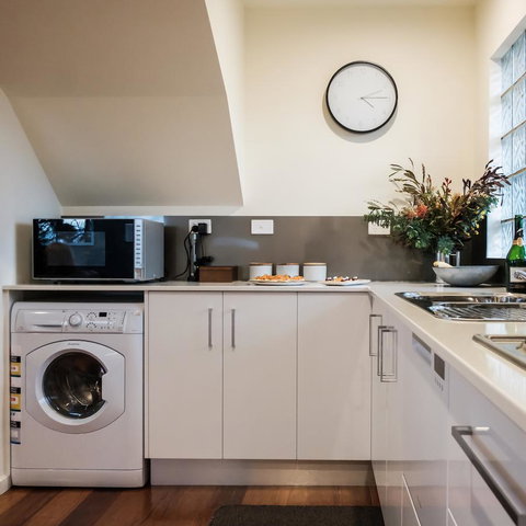 Cod Rock Point - Kingaroy Accommodation 22