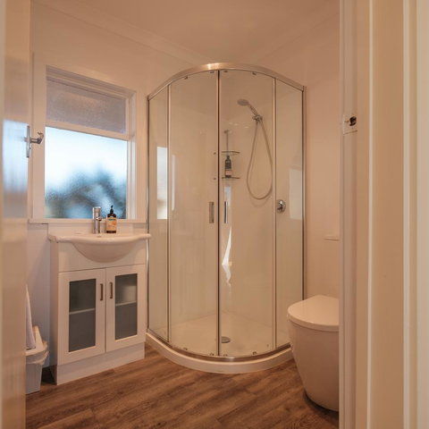 Cod Rock Point - Kingaroy Accommodation 15