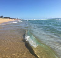 NEW UPMARKET COMFORTABLE 2 Bed 2 Bath OCEAN VIEWS 250m to BUDDINA BEACH - Kingaroy Accommodation