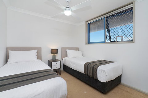 Newcastle Short Stay Apartments - Sandbar Newcastle Beach - Kingaroy Accommodation 2