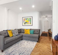 Newly Renovated Potts Point 2BR Art Deco - Kingaroy Accommodation