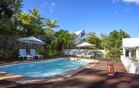 Ninderry Manor Luxury Bed and Breakfast