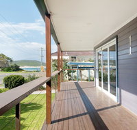 No. 1 Fingal Bay Beach House - The Little Abode - Kingaroy Accommodation