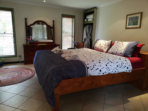 Noosa Edge Nudist Retreat - Kingaroy Accommodation 3