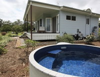 Noosa Hinterland Country Cottage 'Tru-Blu'