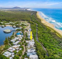 NORTHSHOR- ULTIMATE BEACH HOUSE - Kingaroy Accommodation