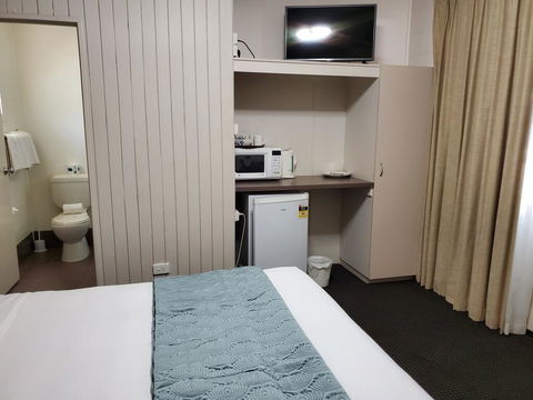O'Sheas Windsor Hotel - Kingaroy Accommodation 2