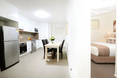 Oaks Moranbah Suites - Kingaroy Accommodation 3