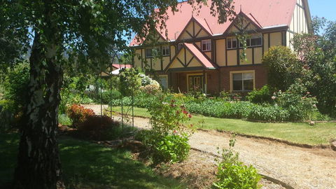 Oaktree Guest House - Kingaroy Accommodation 0
