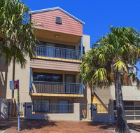 Ocean Blue On Manning - Kingaroy Accommodation