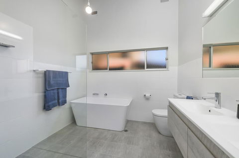 Ocean Paradise - Kingaroy Accommodation 3