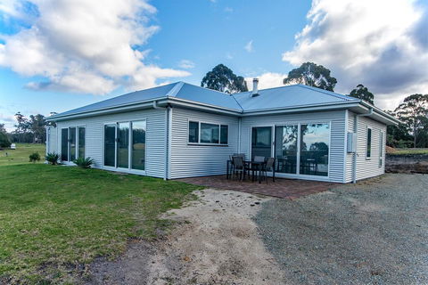 Ocean View - Kingaroy Accommodation 2