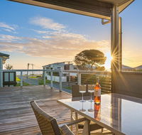 Oceans Eight - Kingaroy Accommodation