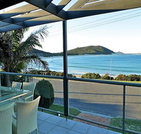 On the Beach  Fingal Bay - Kingaroy Accommodation