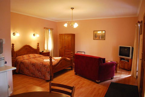 Osteria Sanso B&B - Kingaroy Accommodation 2