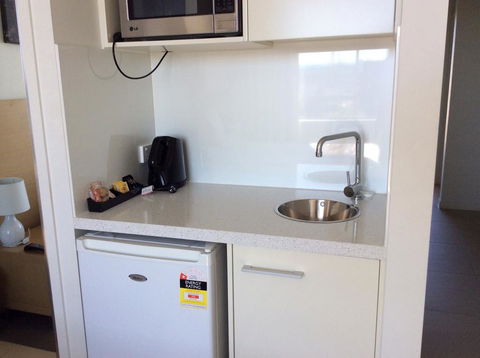 PA Apartments - Kingaroy Accommodation 3