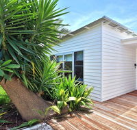 Palm Oasis - family friendly accommodation just a short walk to werri beach - Kingaroy Accommodation