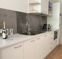 Palm Villas in Port 22 - Kingaroy Accommodation